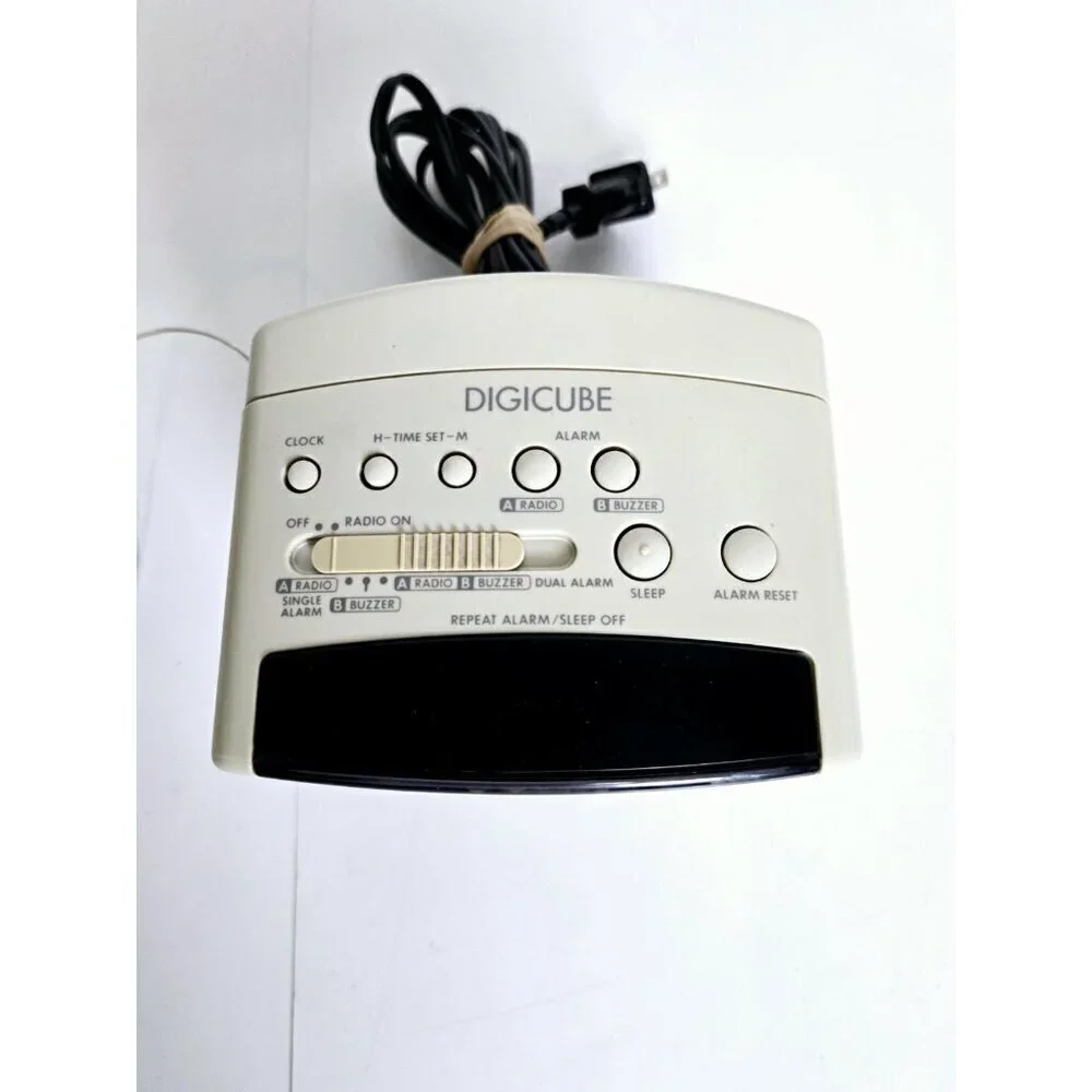 Vintage Sony ICF-C150 Digicube Ivory Alarm Clock AM/FM Radio Works Great